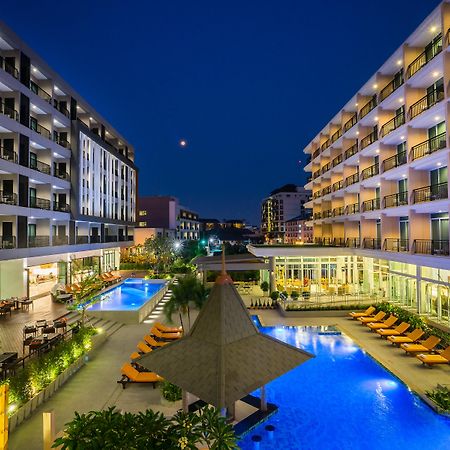 Hotel J Pattaya Exterior photo